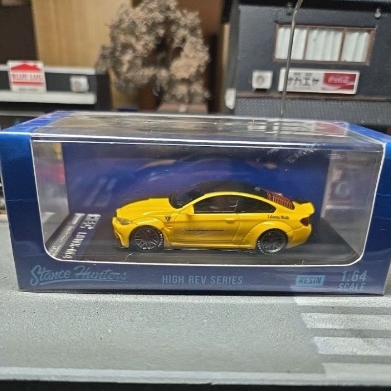 Stance Hunters 1/64 BMW M4 LBWK Resin Yellow/Black Limited 199 Super rare