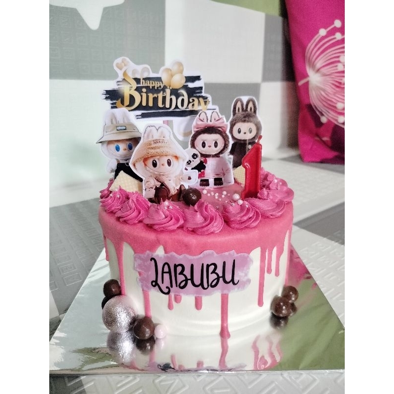 

TOPPER CAKE LABUBU HAPPY BIRTHDAY