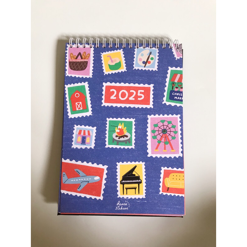

2025 Desk Calendar