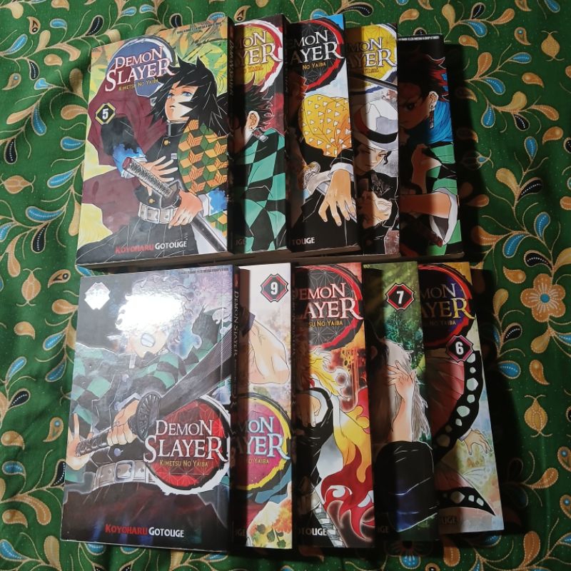 [preloved] demon slayer kimetsu no yaiba manga komik volume 1-10