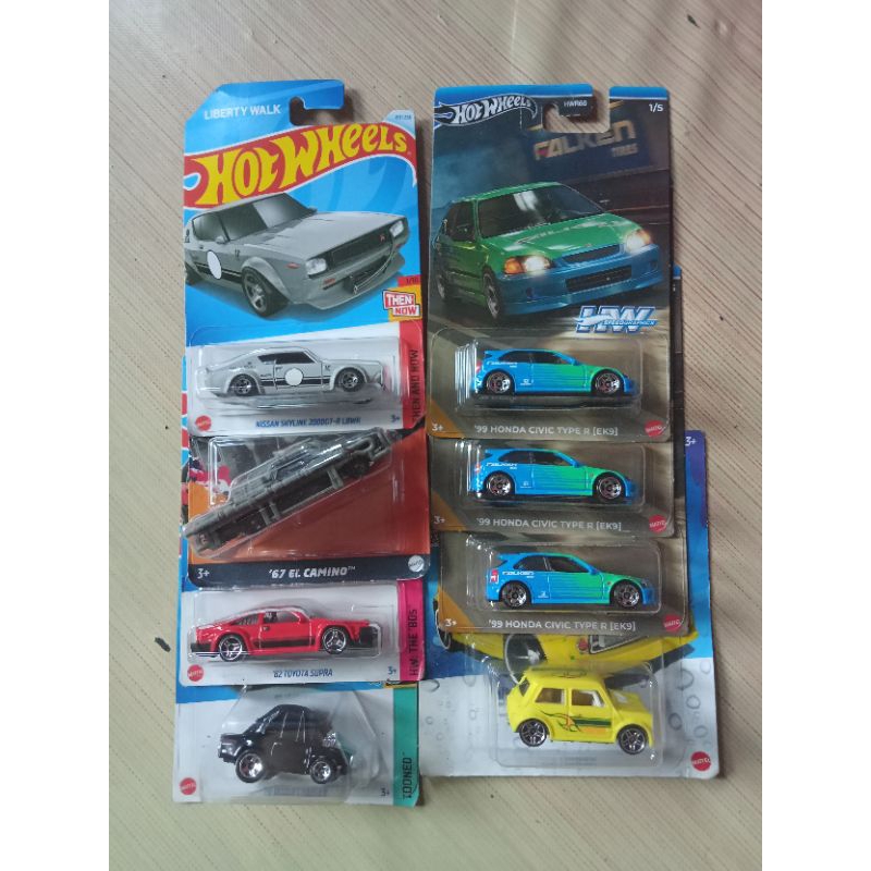 Hot Wheels Mainan anak