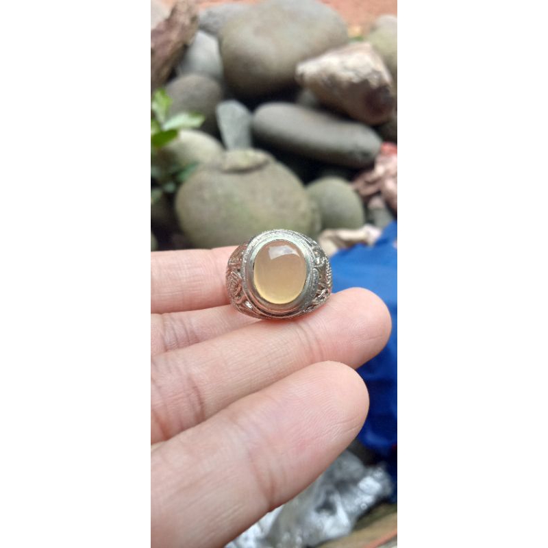 Akik Kristal Kuning Garut