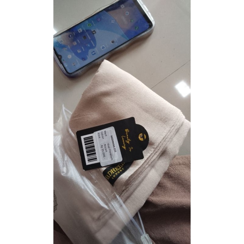 Hijab Segiempat Nadheera Luxury