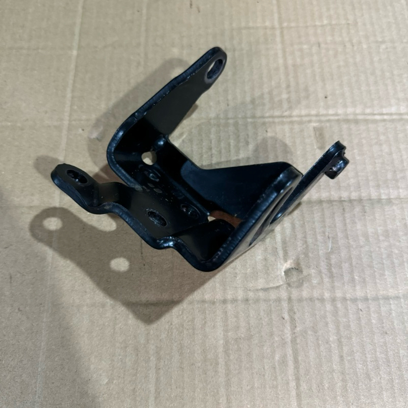 bricket pompa power steering hyundai matrix hyundai getz 1.6