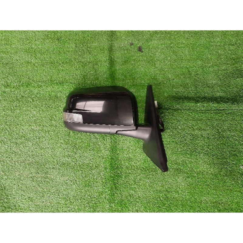 spion nissan serena c26