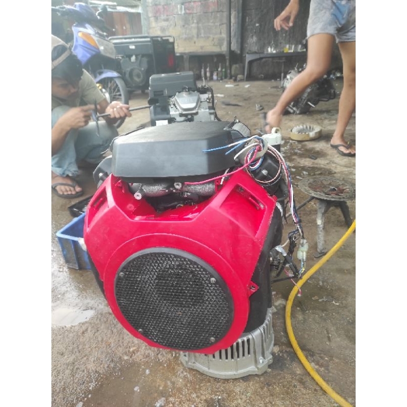 mesin V twin vanguard Honda GX 690 cc