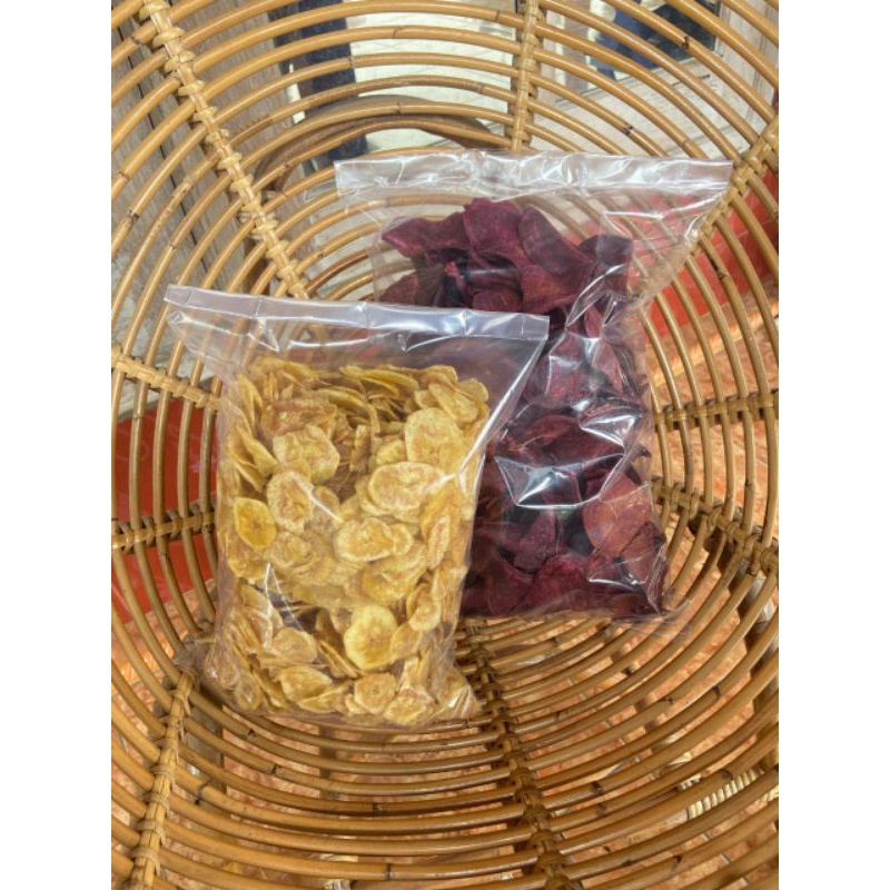

KRIPIK PISANG ORIGINAL DAN KRIPIK UBI UNGGU YA TES KRIUKNYA NAMPOLL