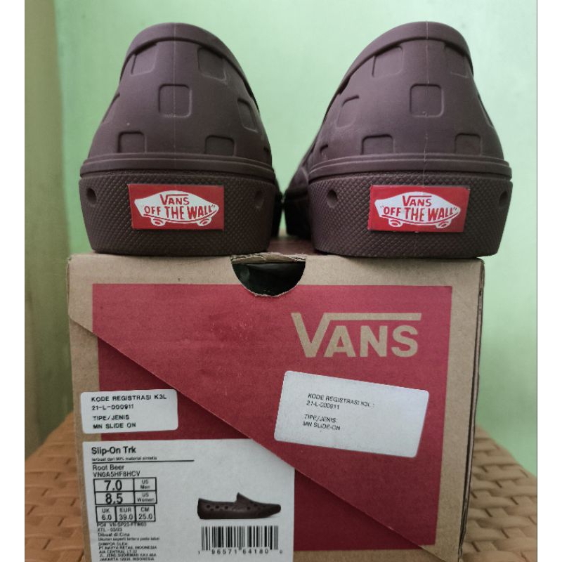Vans slip on Trk / Trek