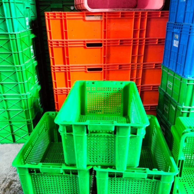 keranjang susun rabbit 2303, krat container industri serbaguna' (bekas seperti baru)