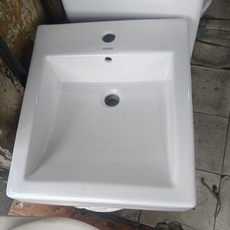 Body Only Wastafel TOTO LW 642 CJ