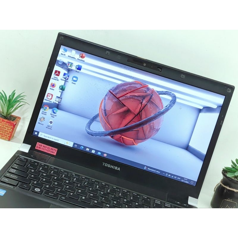 TOSHIBA PORTEGE R830