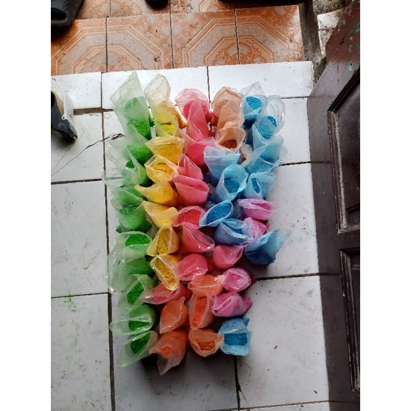 

tepung holi powder paket 8 warna warni 8 KG