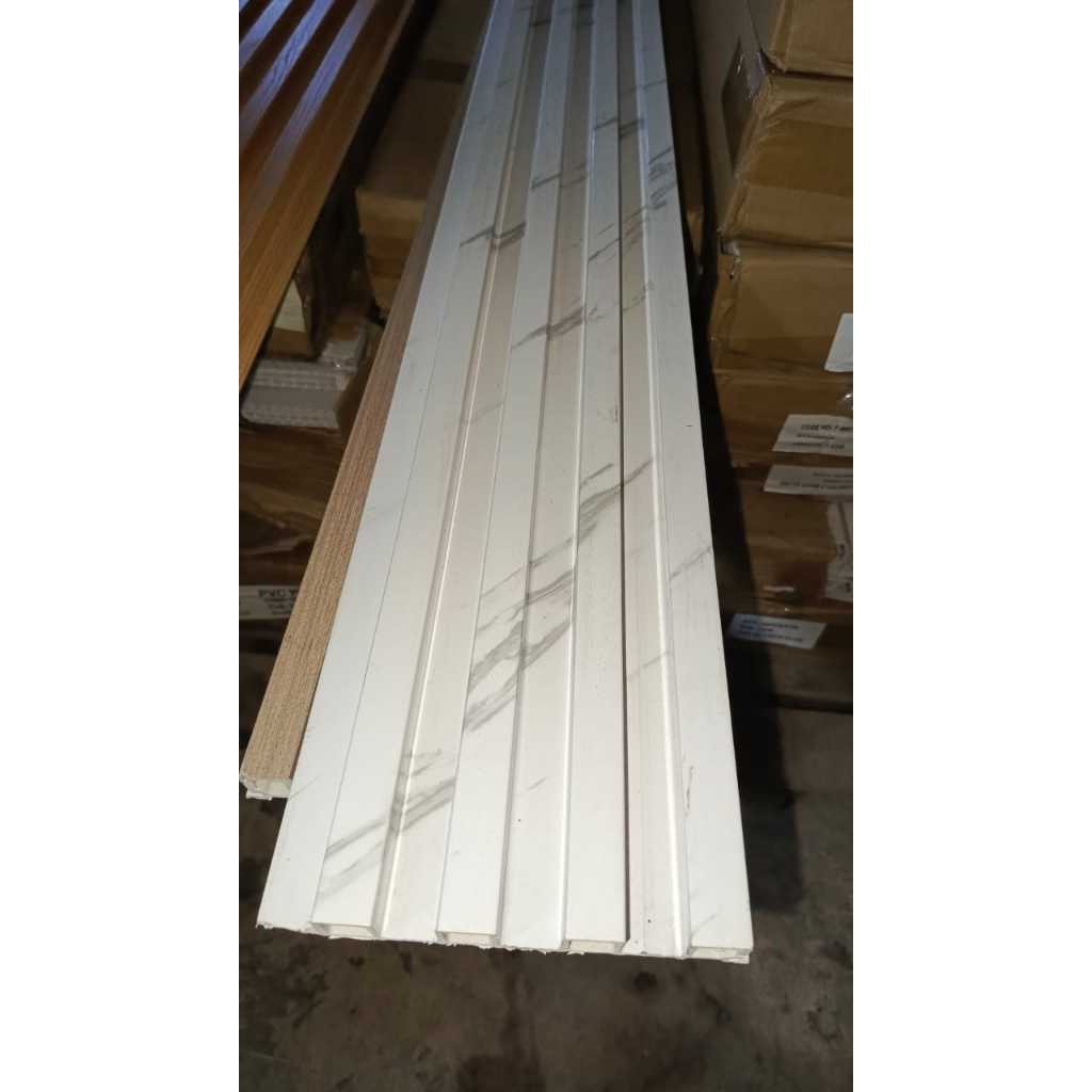 Wall Panel WPC warna putih motif marbel