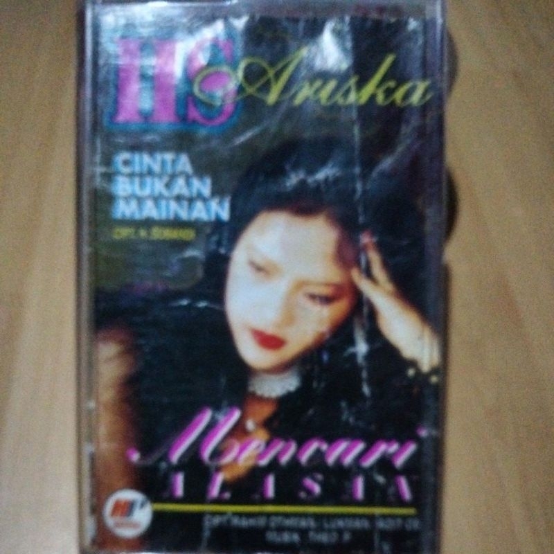 kaset pita full box original"IIS Ariska/Mencari ALASAN"