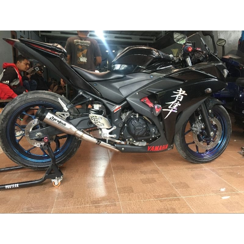 Yamaha MT25 / R25 — CH-1 Underbelly · Blue — foto 3