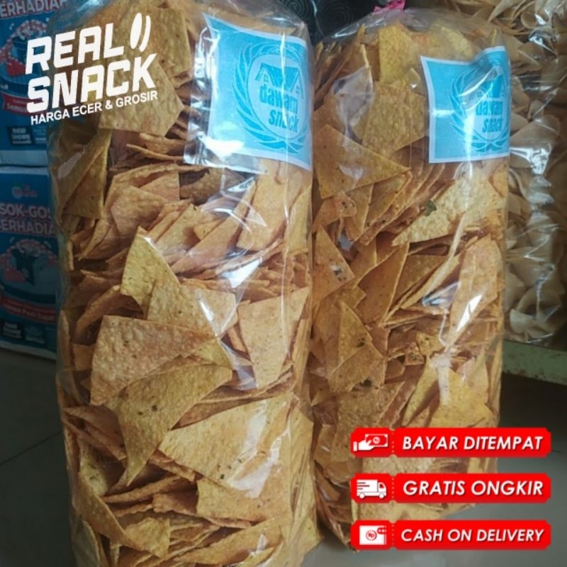 

Keripik Tortella Segitiga 1kg Dijamin Gurih Enak Renyah Rasa BBQ Pedas Asin Daun Jeruk