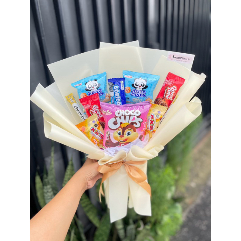 

BUKET SNACK MURAH | BUKET WISUDA | BUKET BUNGA PALSU