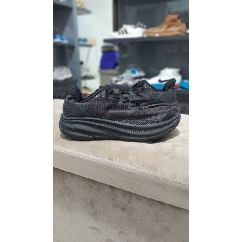 Sepatu_Second Hoka Hoka Clifton 9 Full Black