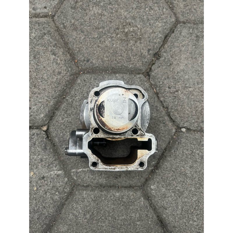 BLOK SEHER PISTON VARIO 110 KARBU VARIO TECHNO 110 KARBU KODE KVB ORIGINAL