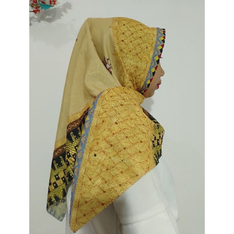hijab segi empat tapis Lampung/hijab motif batik Lampung/hijab printing/finishing laser cutting