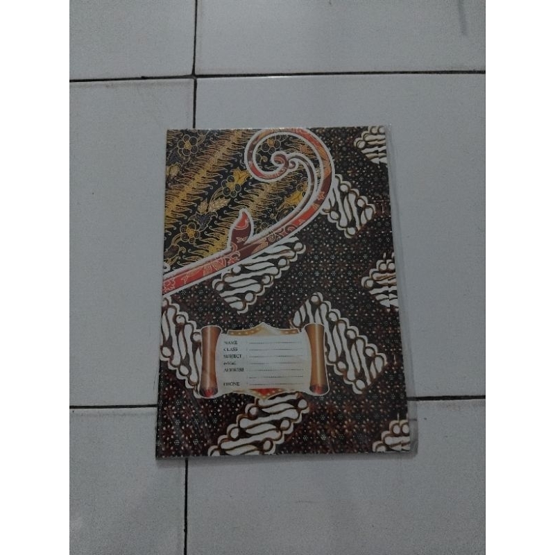

SAMPUL BUKU / SAMPUL JADI MOTIF BATIK UKURAN BUKU CAMPUS (BOXY)