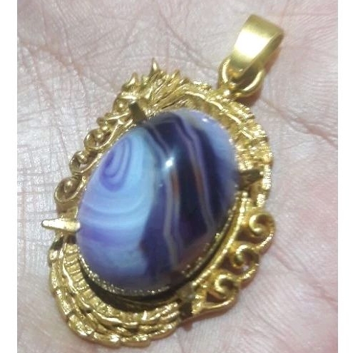 liontin batu junder biru