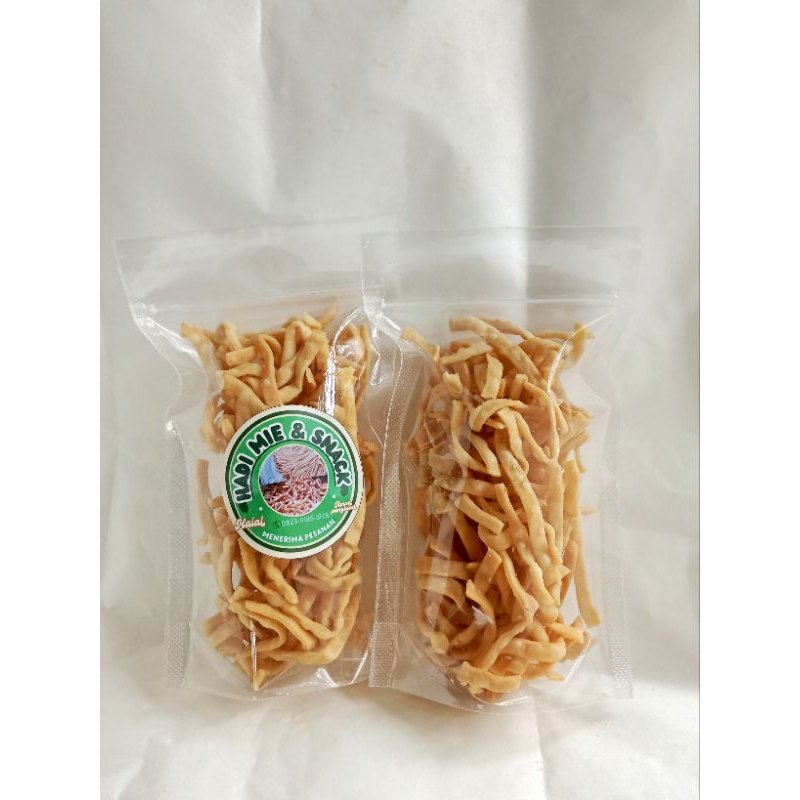

stik bawang super renyah dan gurih, pouch 80gr