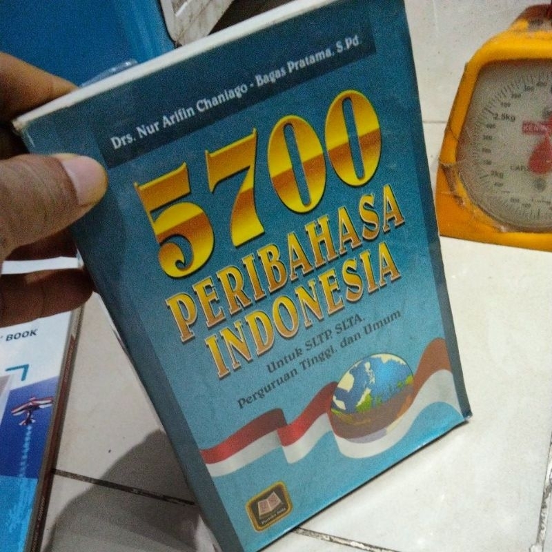 5700 PERIBAHASA INDONESIA Drs.Nur Arifin Chaniago