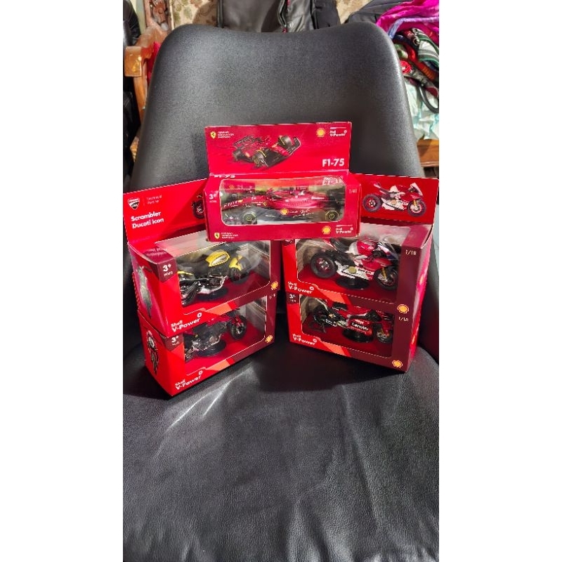 Shell Ducati Monster+ Diecast