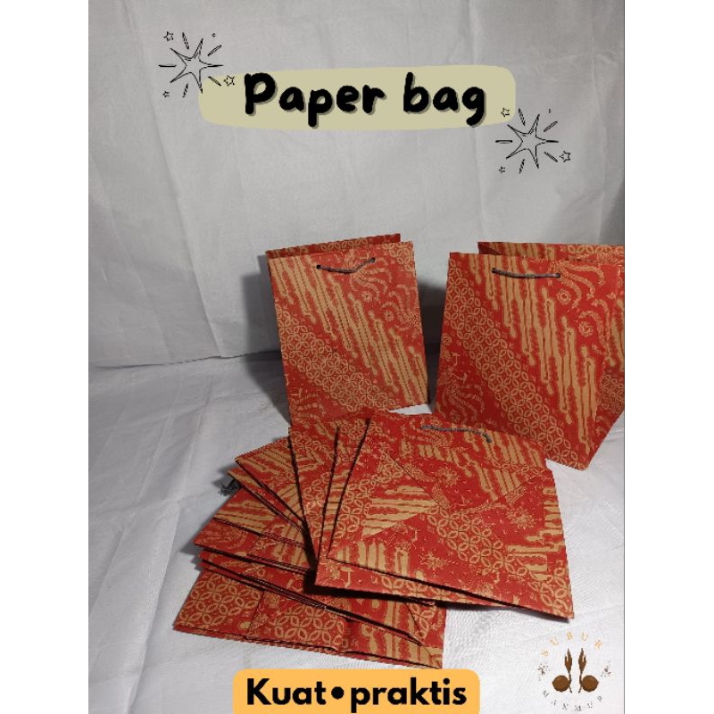 

[1 PACK]PAPPER BAG MOTIF BATIK COKLAT 21x18x22 CM . MURAH KUAT