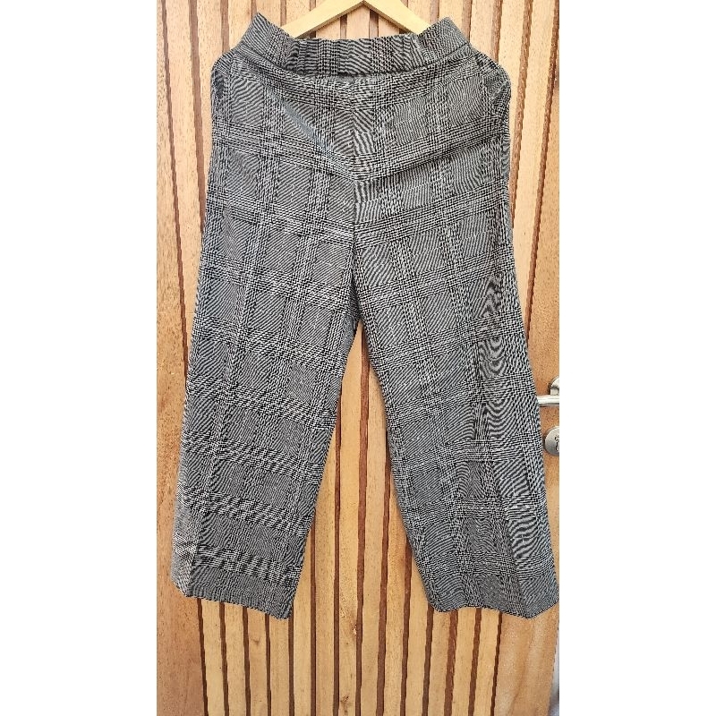 Celana Tartan by Uniqlo