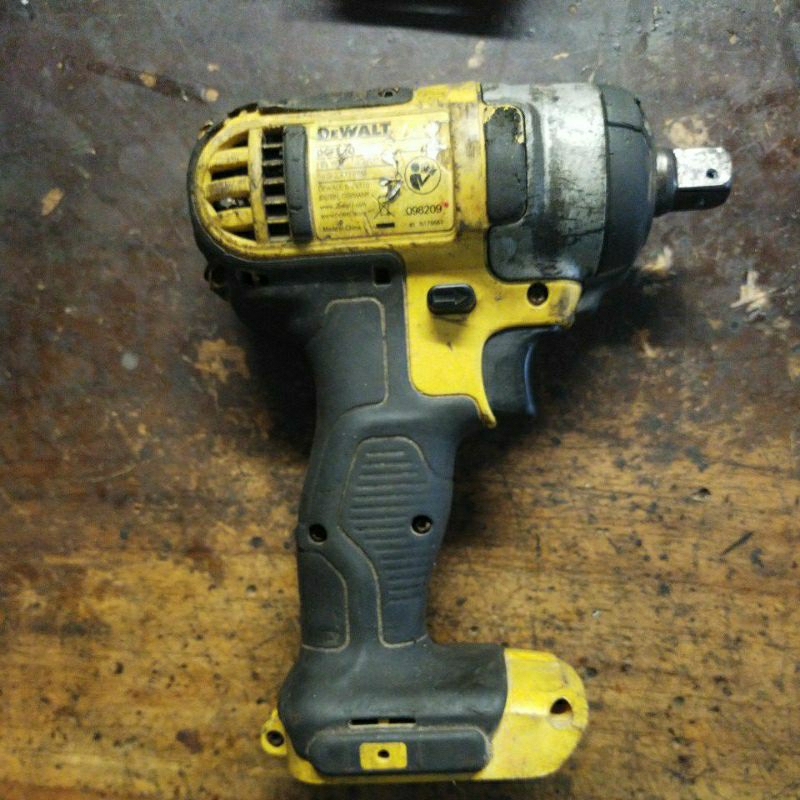 bor cordless bekas normal.