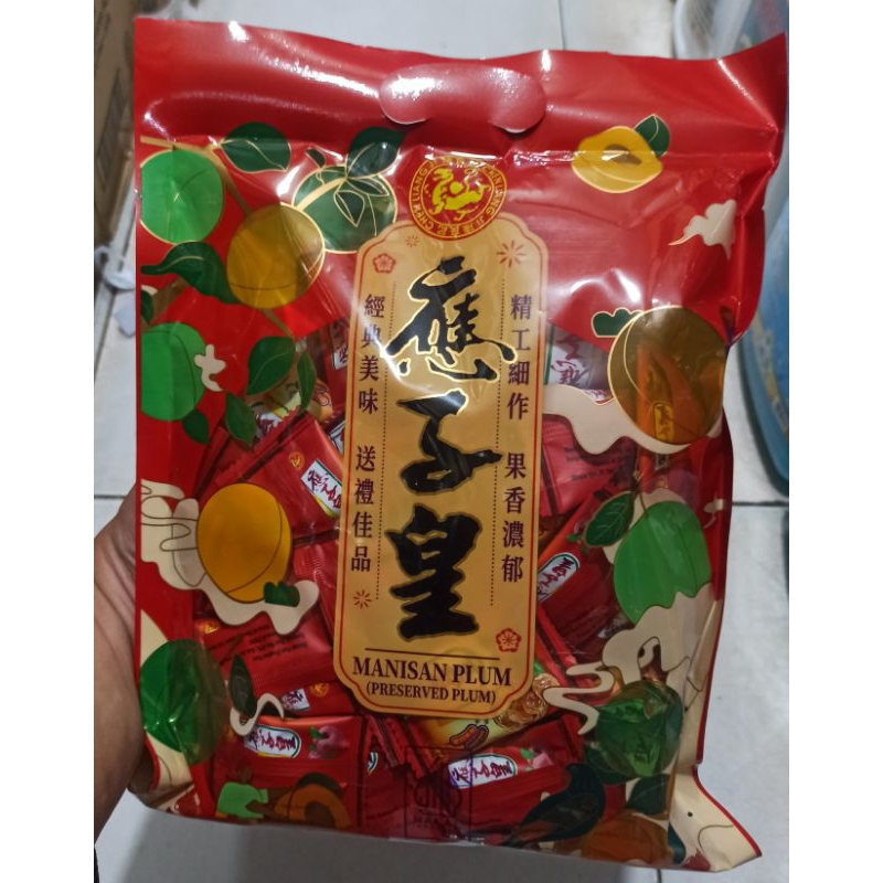 

Chen Liang Ji Manisan Pum Preserved Plum Manisan Imlek 380g