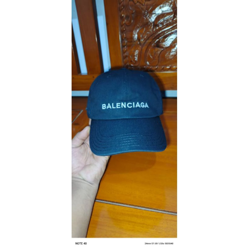 topi balenciaga italy second