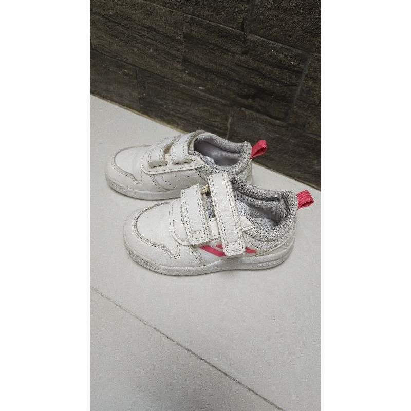 PRELOVED SEPATU ANAK ADIDAS ORIGINAL MADE IN CAMBODIA UK 23