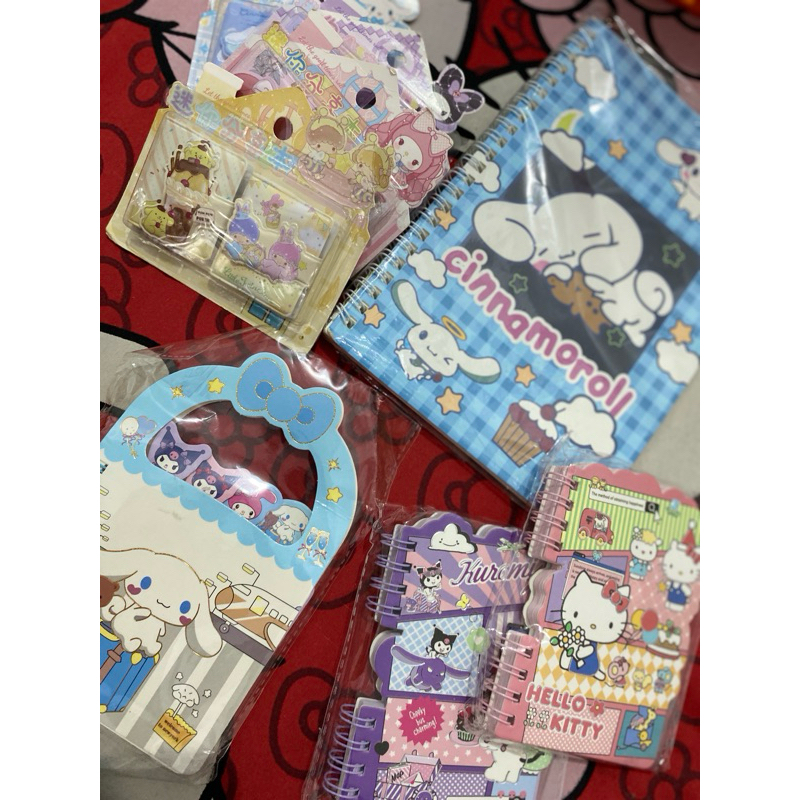 

buku karakter lucu dan aksesoris lainnya