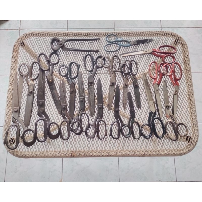 20pcs Gunting - Herder, Schlieper & Mundial + 1 Tang catut Schlieper. Koleksi Vintage Antik