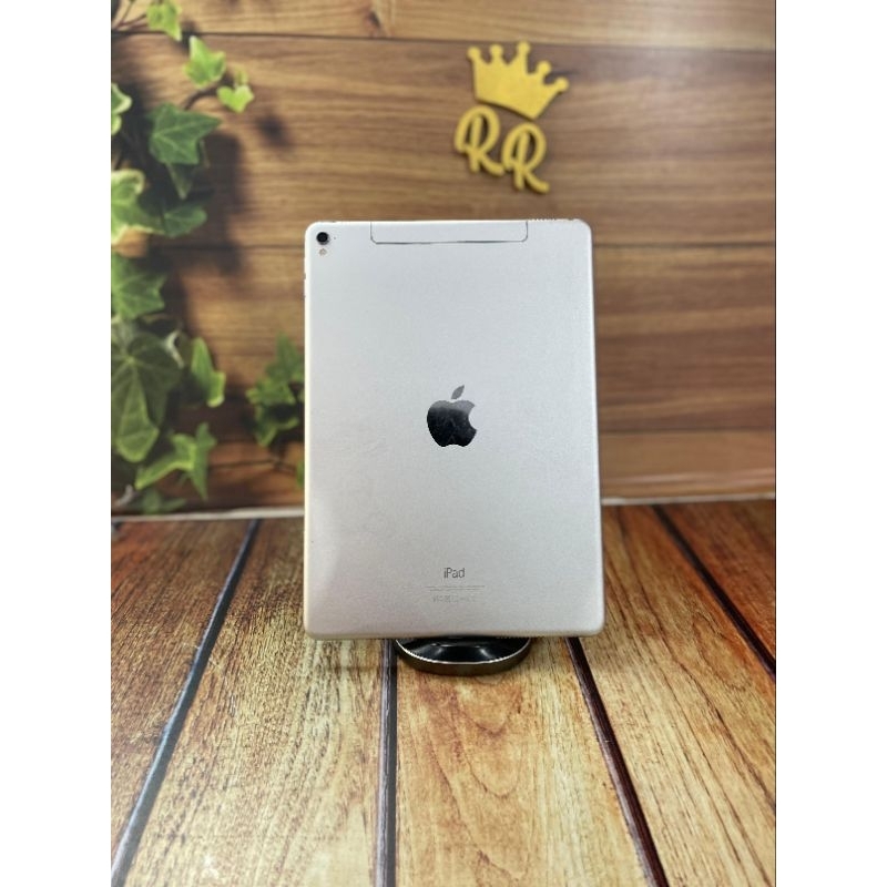 ORIGINAL EX-INTER Ipad Pro 2016 9.7" 9.7 inch 128GB Wifi Only second unit only plus charger