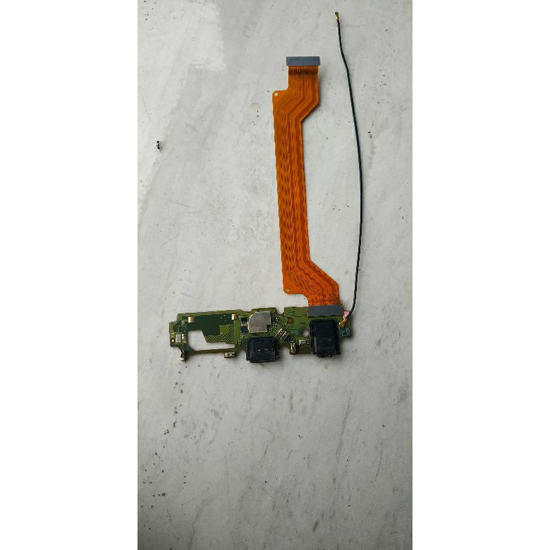 Flexible board cas bekas ori Vivo y17
