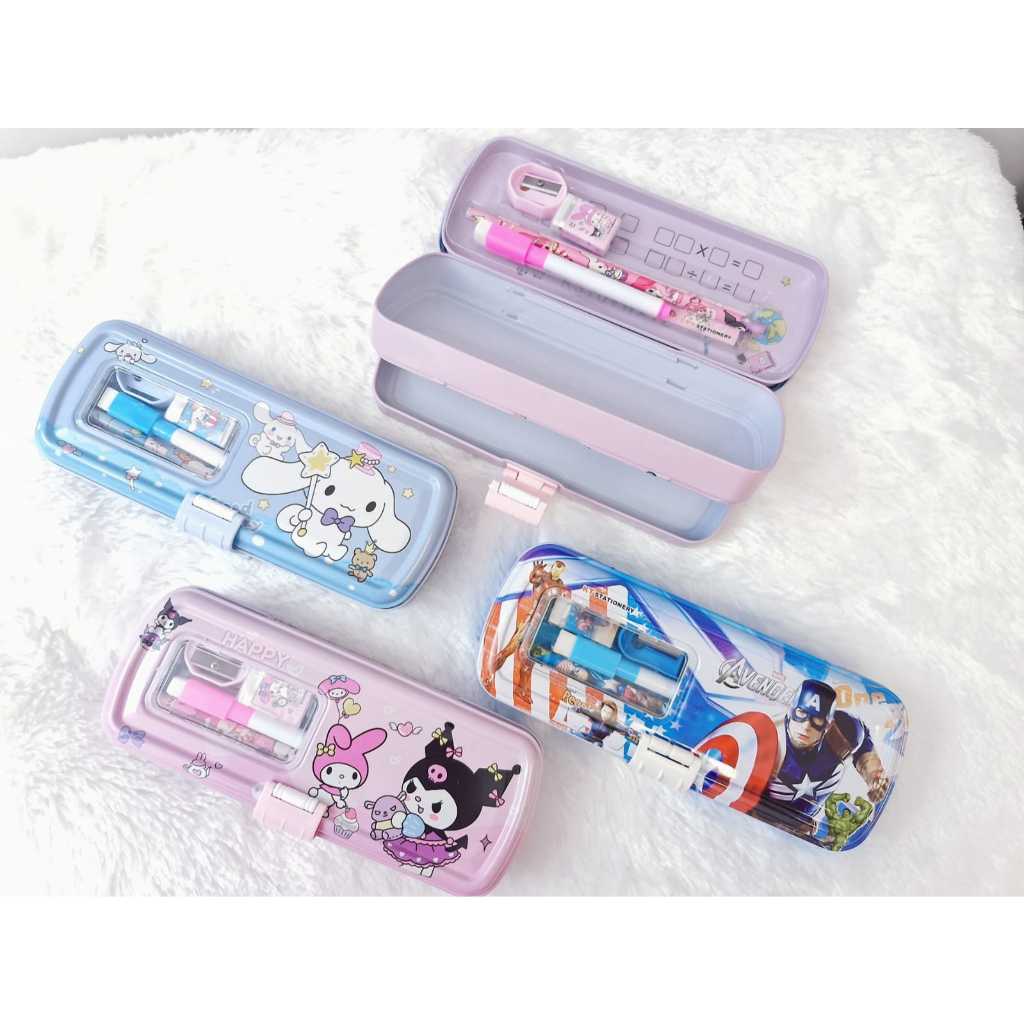 

KOTAK PENSIL KALENG SET/KOTAK PENSIL/KOTAK PENSILSANRIO/KALENG/SUPERHERO/KOTAK PENSIL CAPTAIN AMERIKA/KOTAK PENSIL ANAK/TEMPAT PENSIL ANAK SEKOLAH