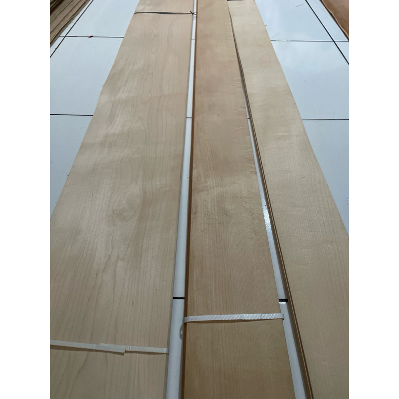 Veneer kayu maple asli ( natural)