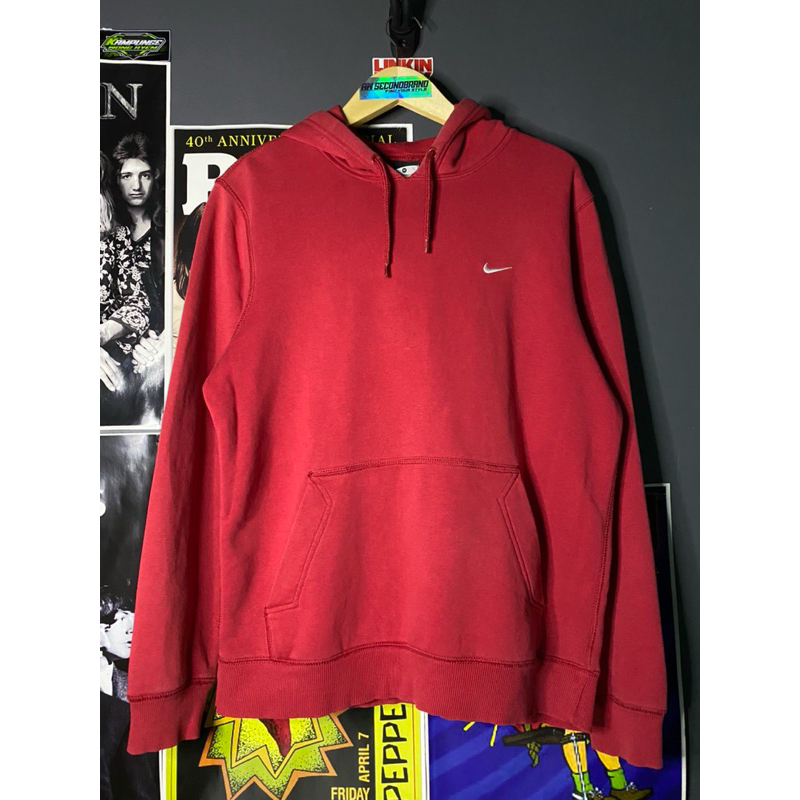 Nike Hoodie Merah second