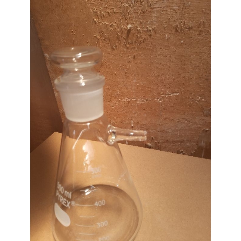 Erlenmeyer pipa samping bertutup 500ml pyrex