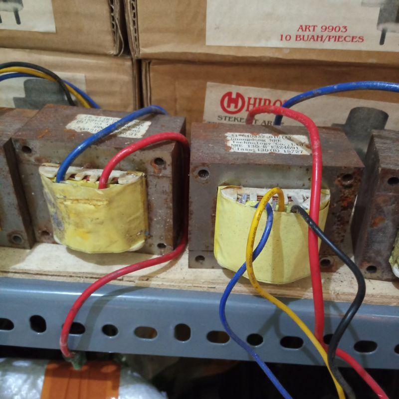 Trafo inverter bekas UPS 650/600 VA  original semua