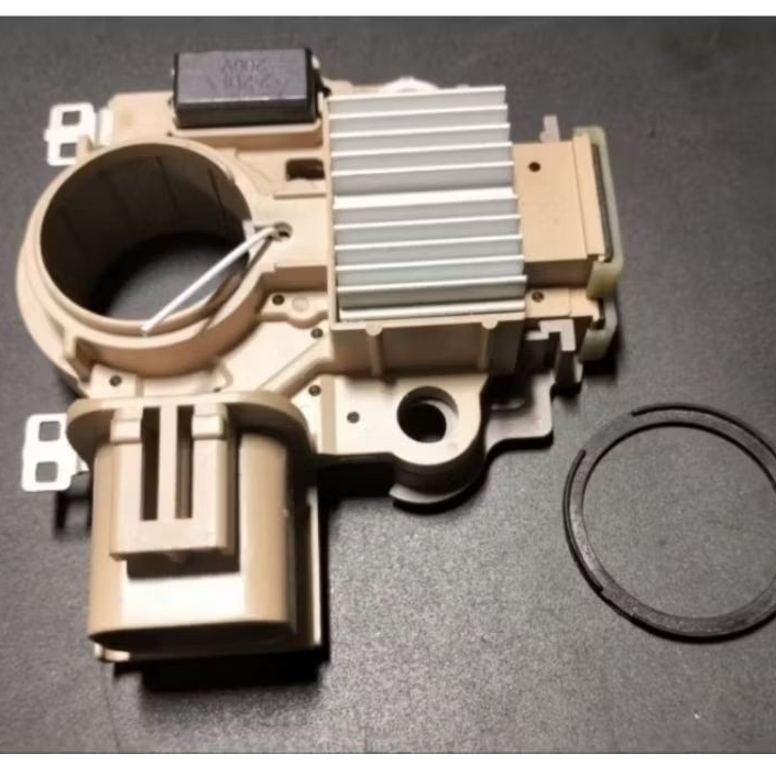 IC REGULATOR ALTERNATOR DINAMO AMPER ISUZU GIGA FVR285-24v-2Pin/CANTER UERO4-LH-kiri