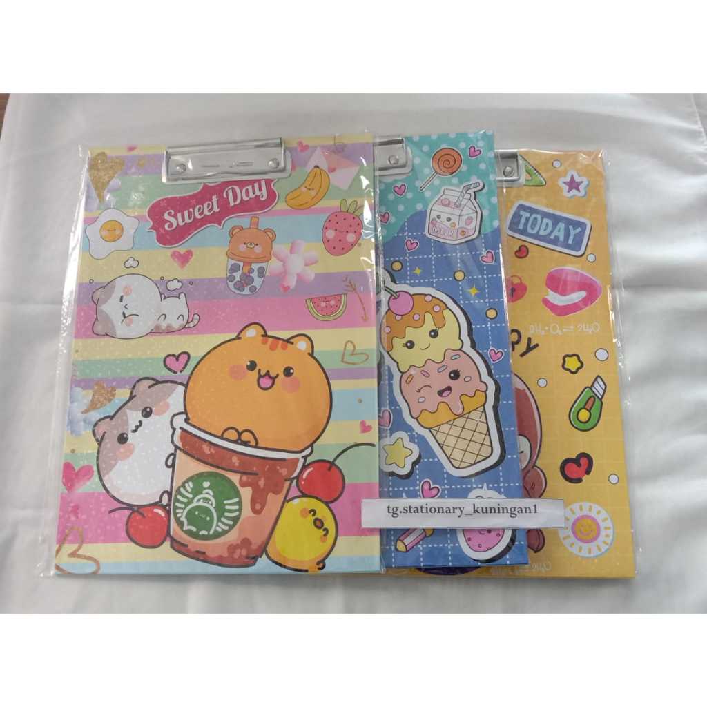 

Clip Board / Papan Jalan Squeezy Hologram Ukuran A4