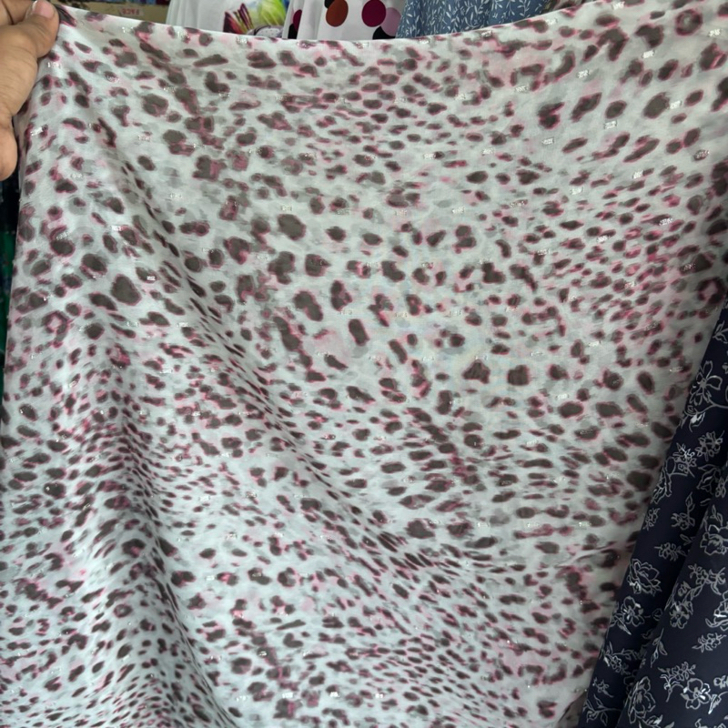 kain ceruty gliter motif macan - kain motif leopard - kain motif macan - kain sifon motif - kain bah