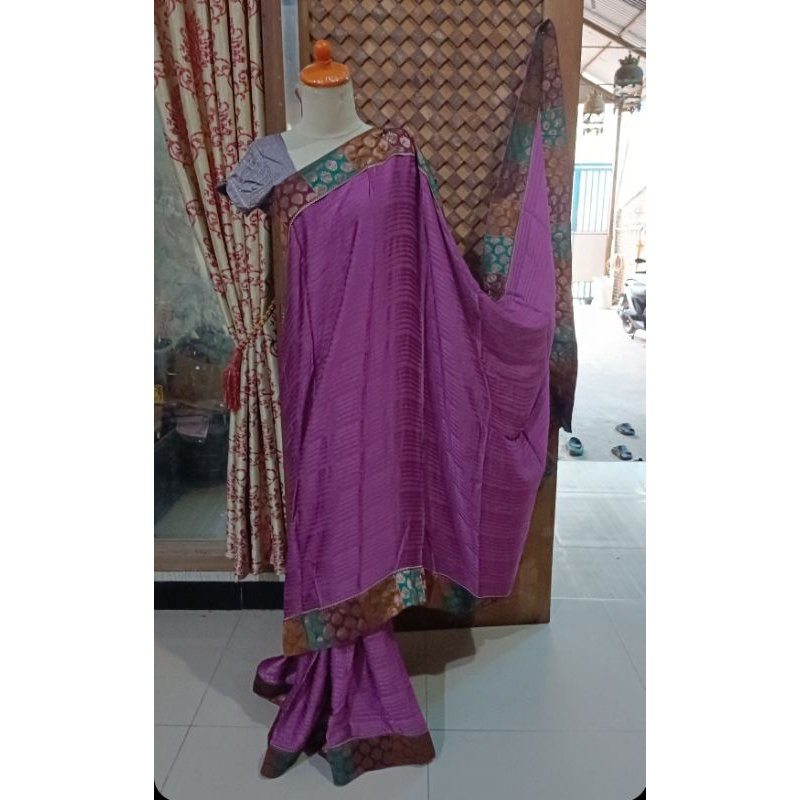 Sari India Lilit Ungu Bahan Sifon Lembut Choli 98+4