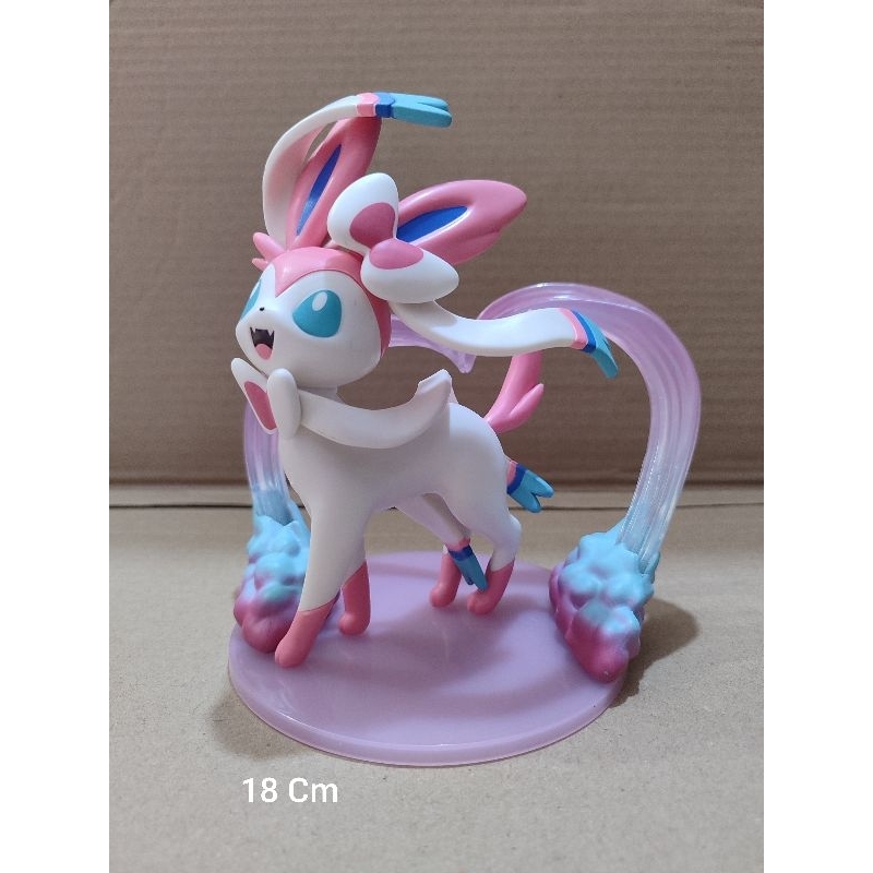 Mainan Action Figure Pokemon Sylveon