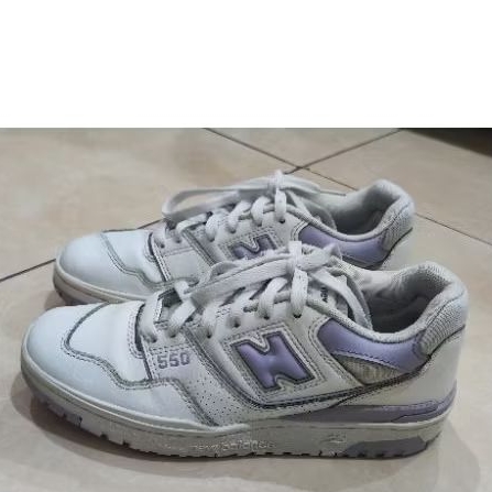 Sepatu Sneakers Wanita New Balance 550 White Lilac/Ungu Muda Original Preloved Second Size 38